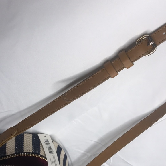 Chico’s Spring Circle Box Floral Stripe Purse with Card Slots - Picture 11 of 15